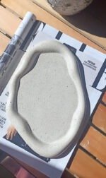 Bandeja Decorativa Nuvem de Concreto: Minimalismo e Elegância - Imagem 4